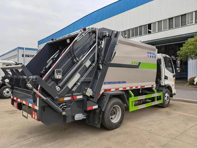 「2026高效壓縮式垃圾車廠家推薦：湖北佰亞VS隨州程信（產(chǎn)能/專利/服務三維度對比）」